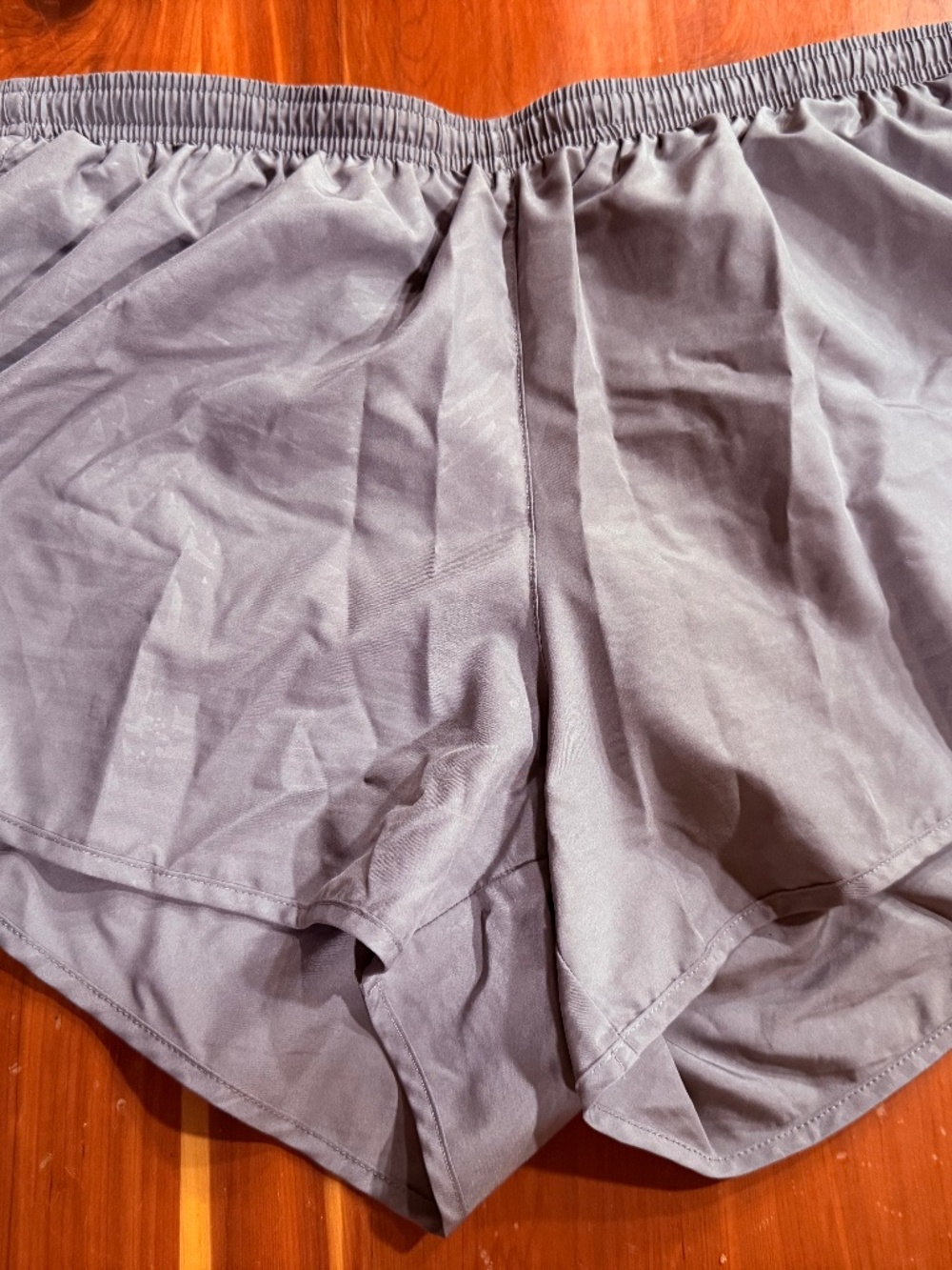 Nike dry fit athletic shorts with zipper pocket in back NWOT